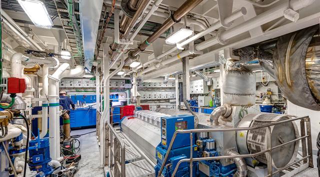 航母上的淡水獲取方式 專用機(jī)械設(shè)備保障水資源充足